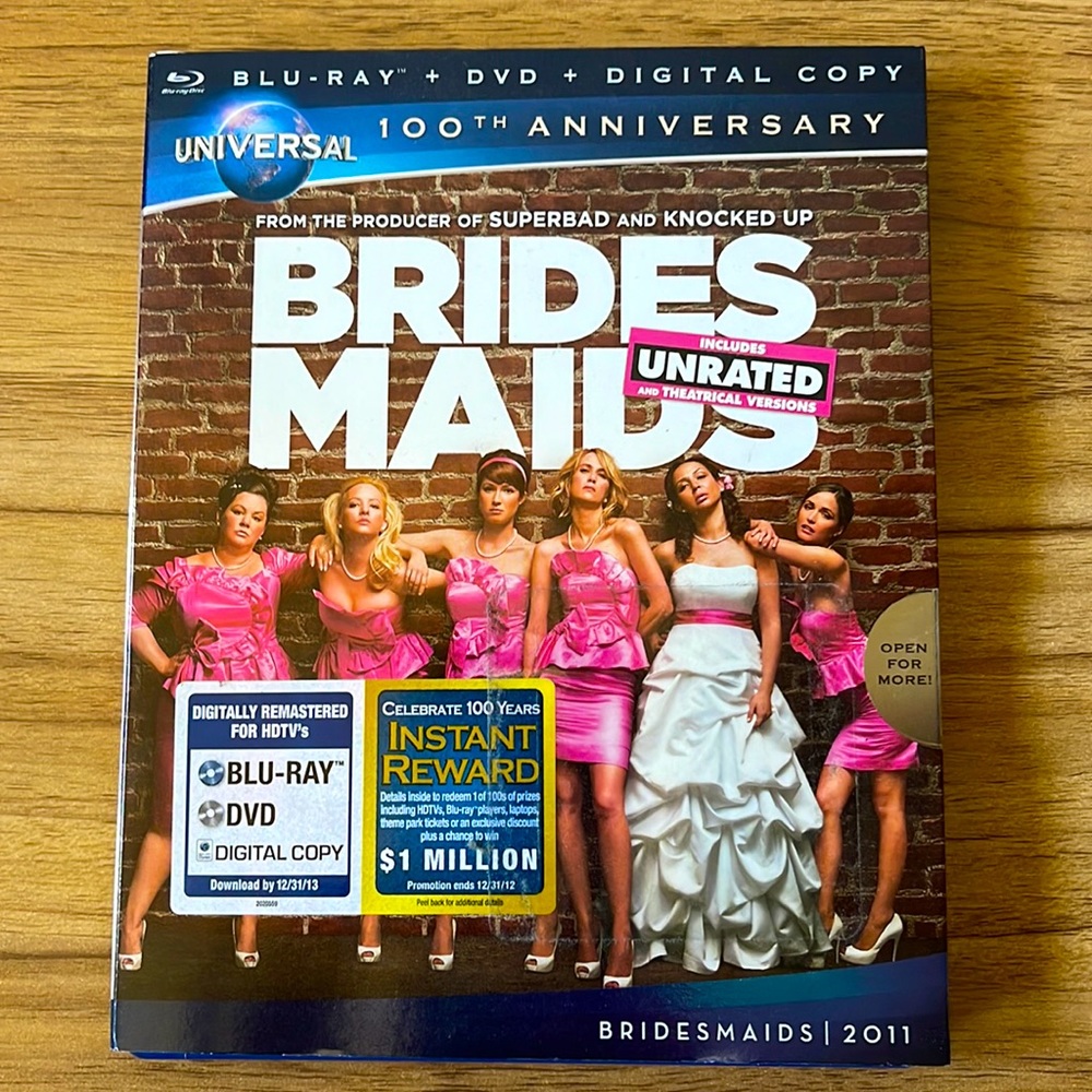 Bridesmaids Blu-Ray & DVD